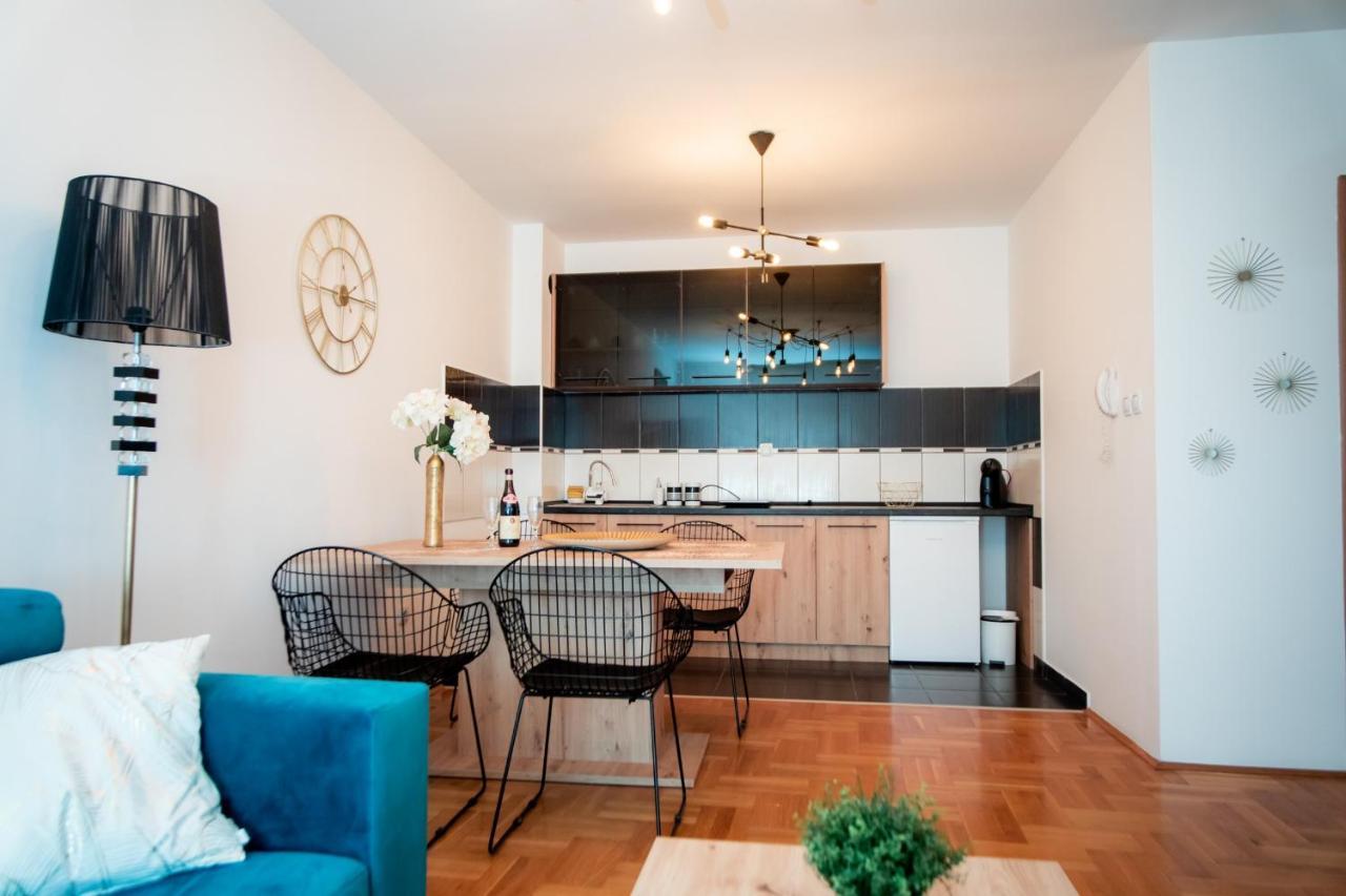 Apartamento Lux Stan Na Dan Požarevac Exterior foto